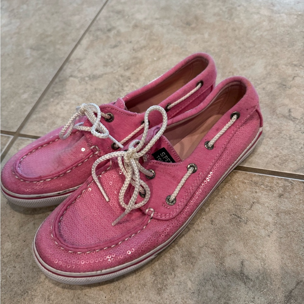 Sperry boat shoes.